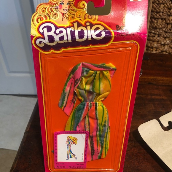 Lot Of VINTAGE BARBIE Clothing - Picture 3 of 7